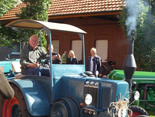 Oldtimertraktoren bei der Kreutzmanns Mhle